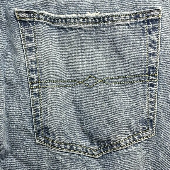 Lucky Brand Jeans Mens 31x32 Blue Denim 223 Straight Stretch Faded Wash Mid Rise - Picture 7 of 9